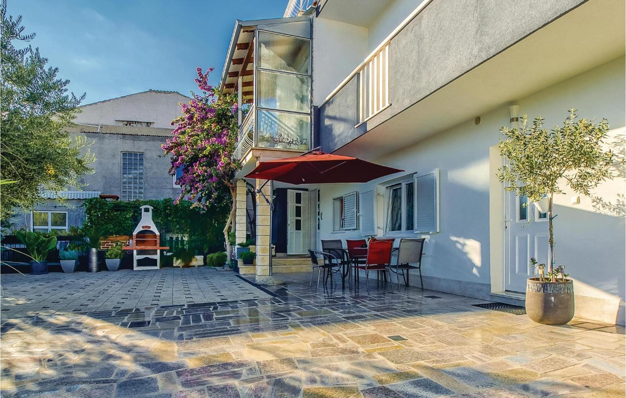 Apartment Stjepana 05 Дугі-Рат Екстер'єр фото